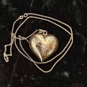 VTG Oversized Sterling Silver 925 Engraved Heart Pendant On SS 925 Chain 23.5"